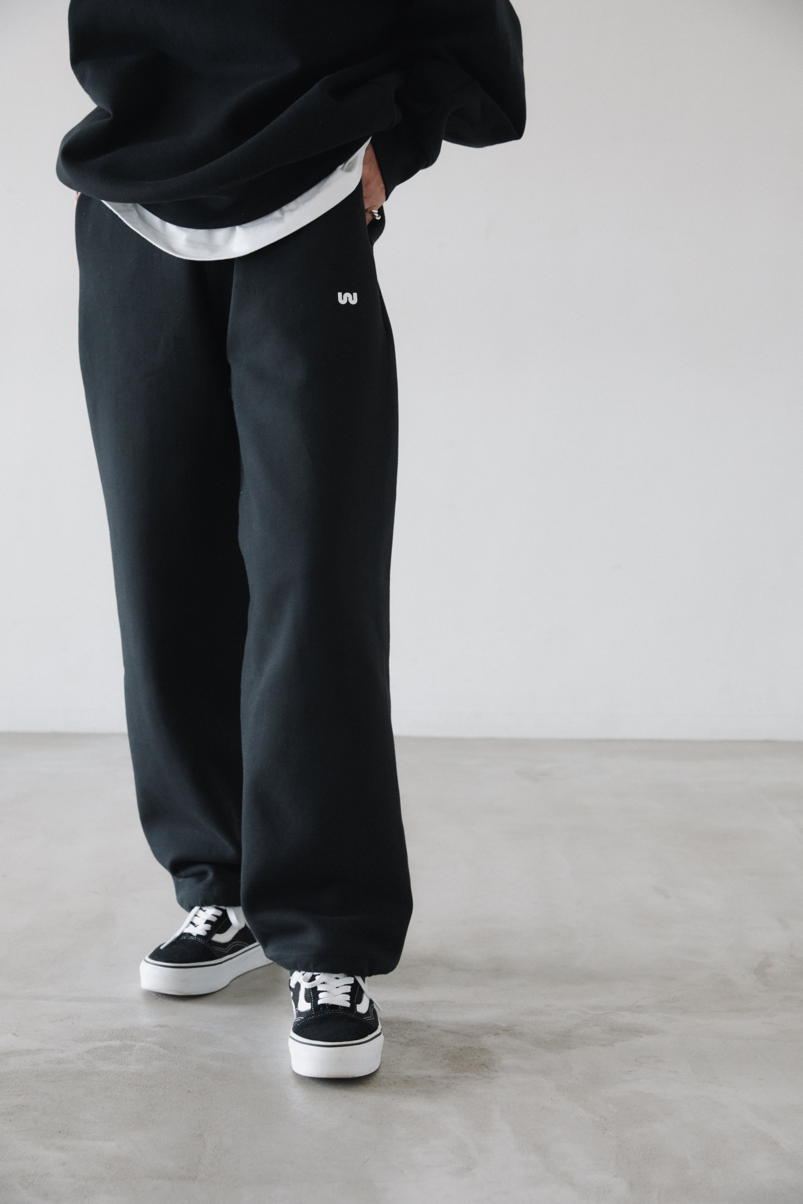 WE'RTHY SWEAT WIDE PANTS
