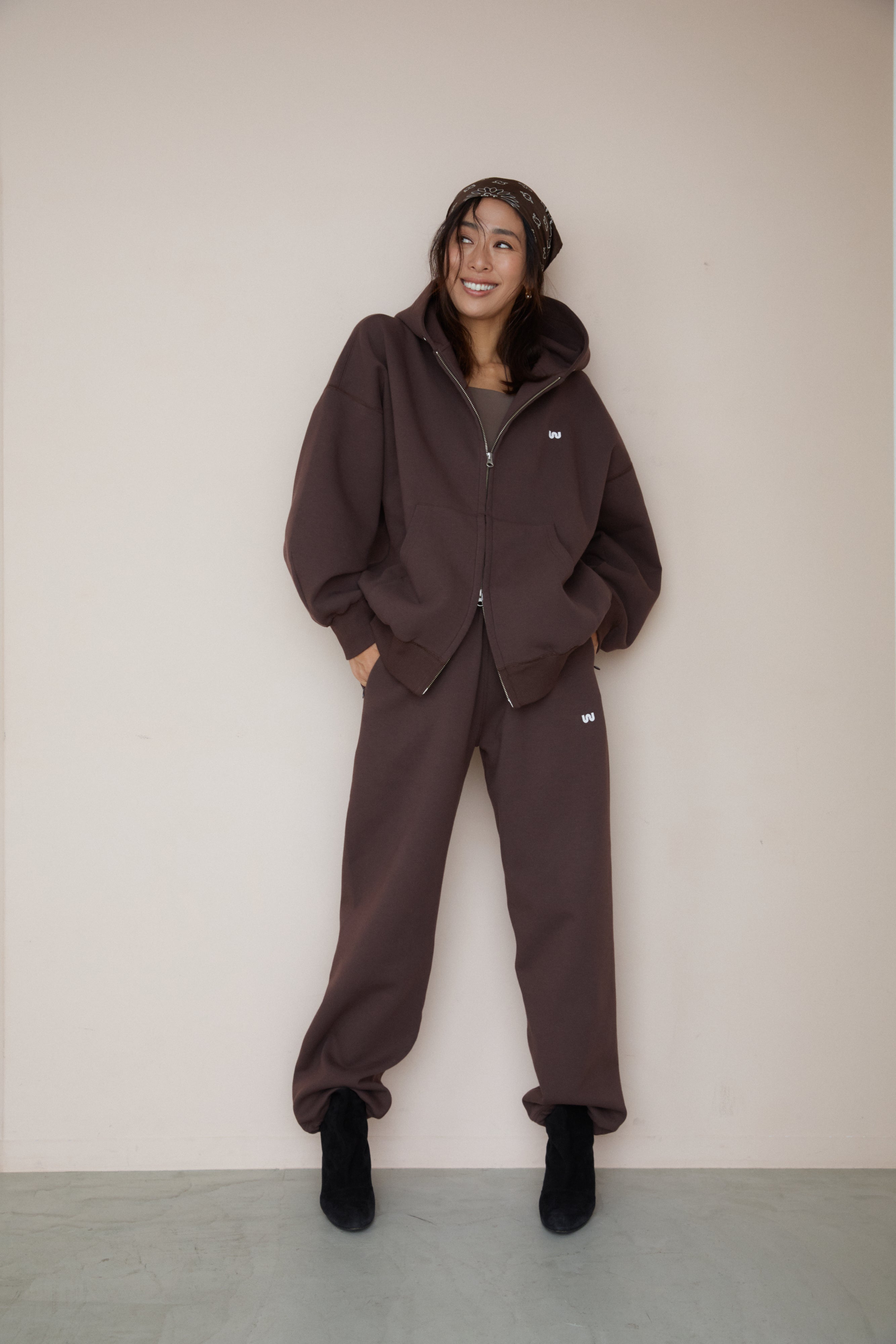 WE'RTHY SWEAT WIDE PANTS
