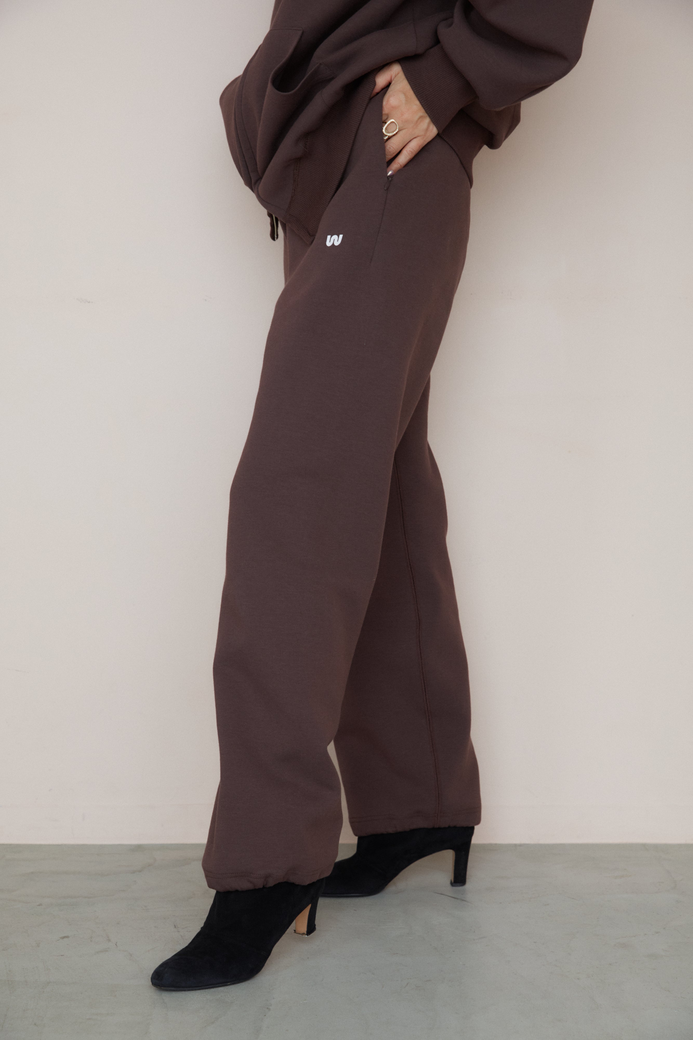 WE'RTHY SWEAT WIDE PANTS