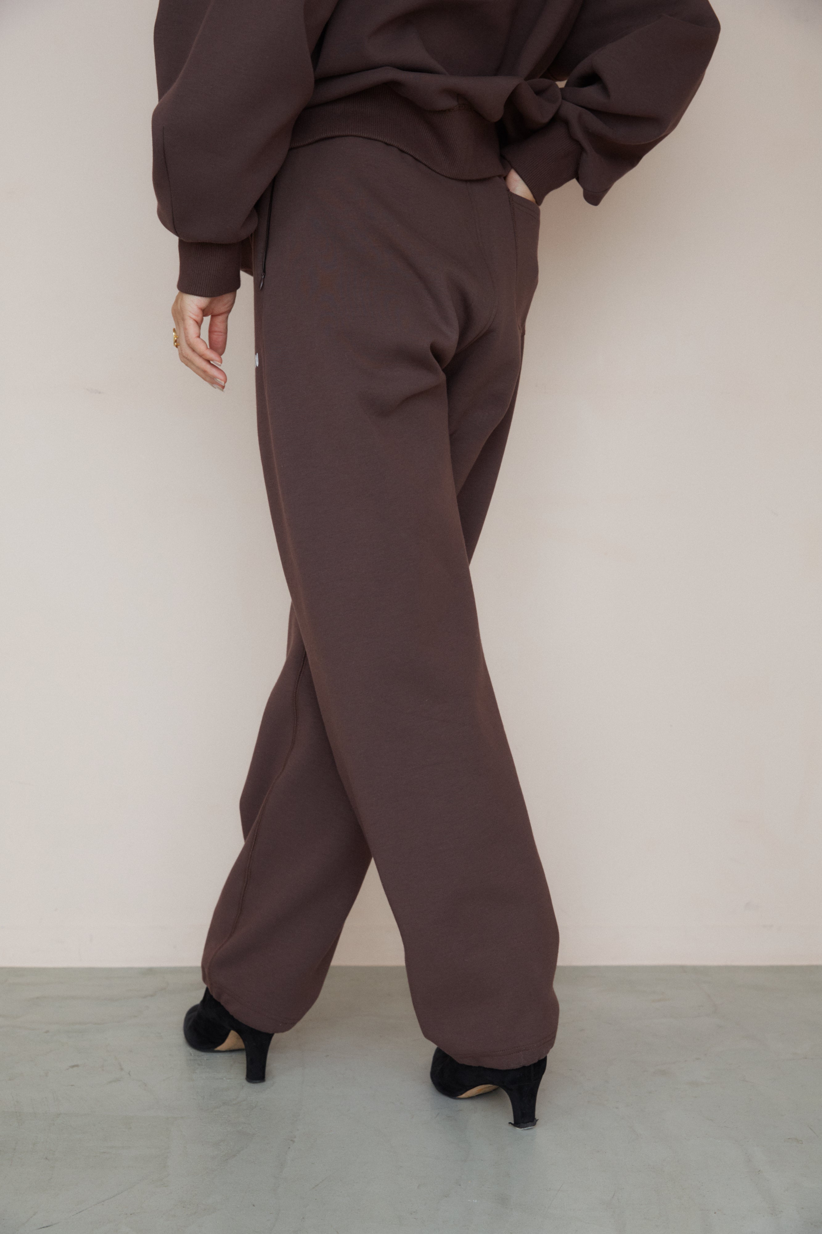 WE'RTHY SWEAT WIDE PANTS
