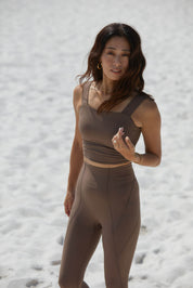 SCULPT SQUARE TOP