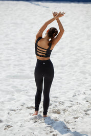 SCULPT SQUARE TOP