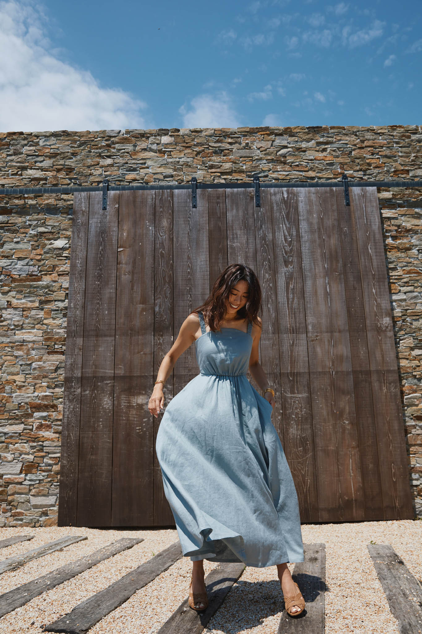 BARE BACK LINEN DRESS