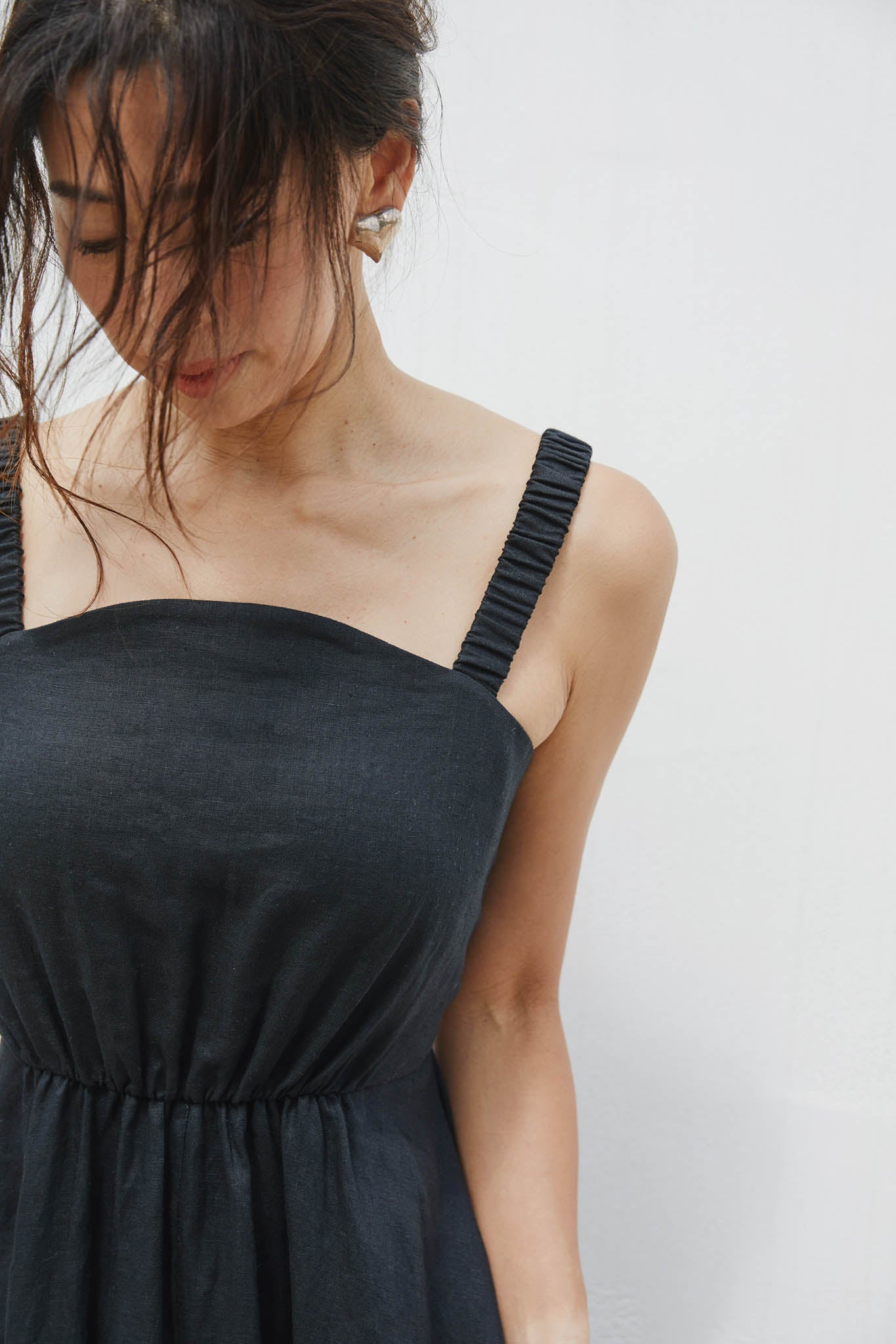 BARE BACK LINEN DRESS