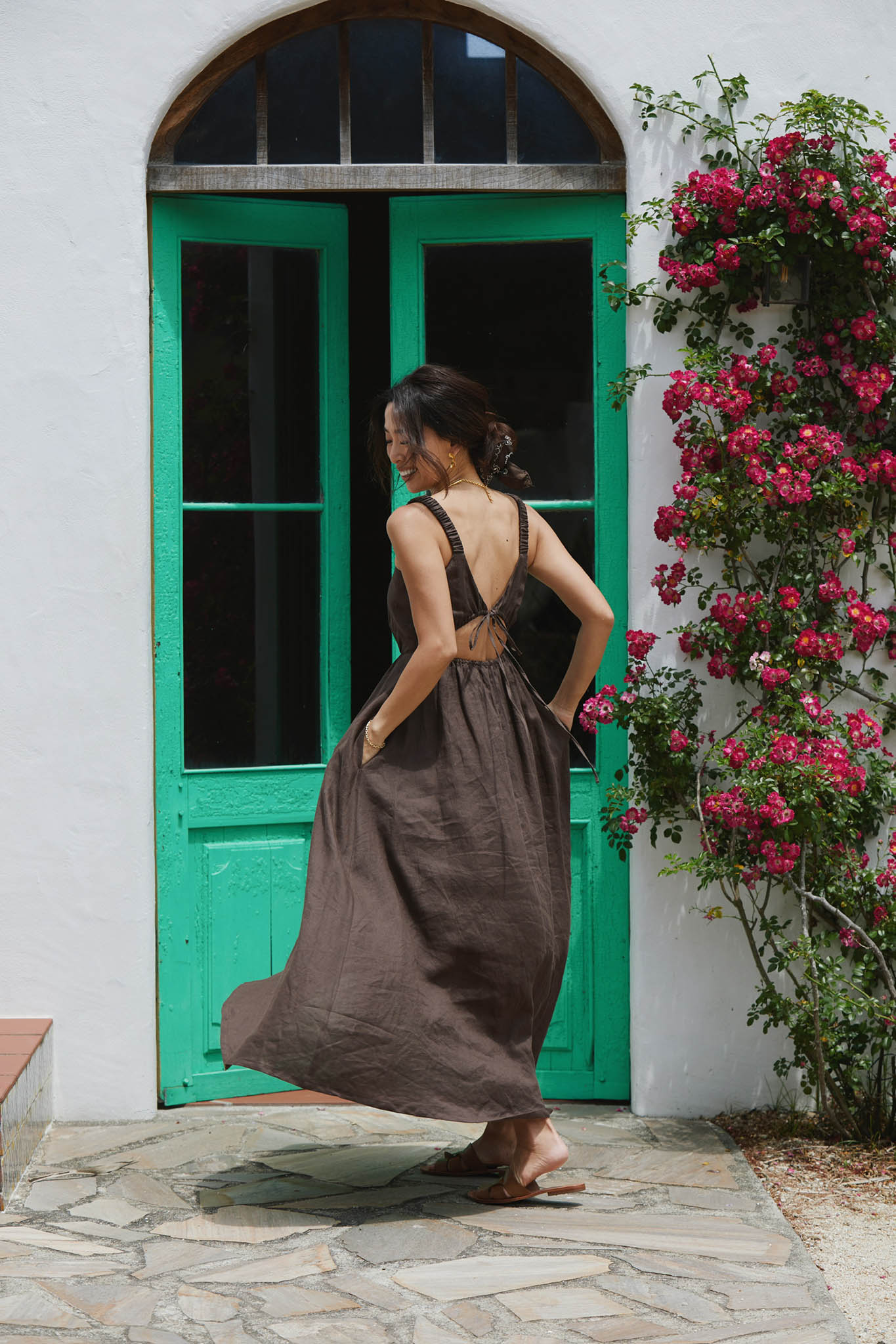 BARE BACK LINEN DRESS