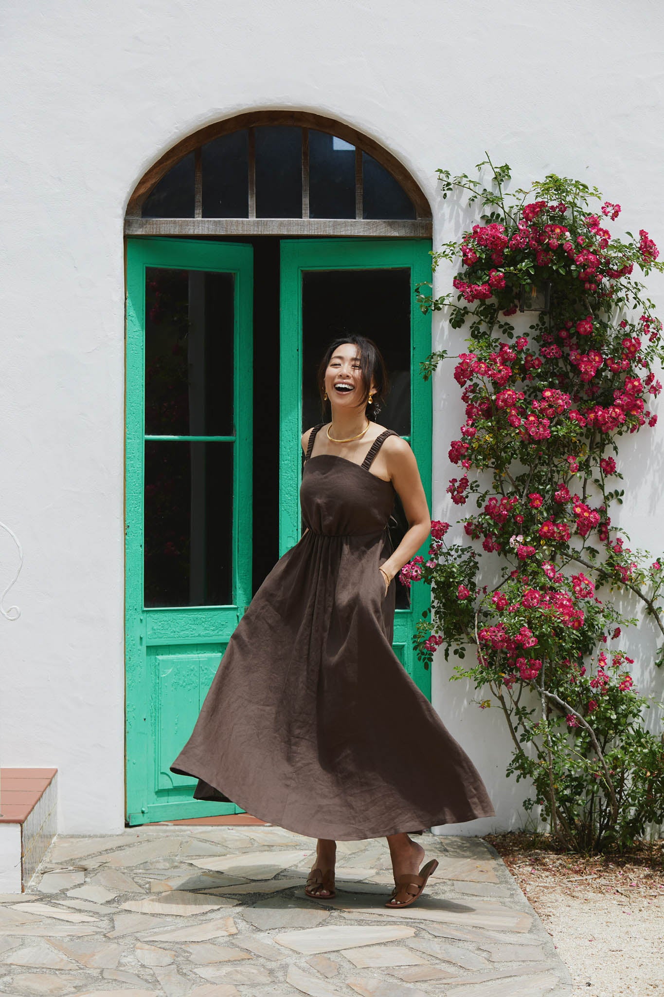 BARE BACK LINEN DRESS