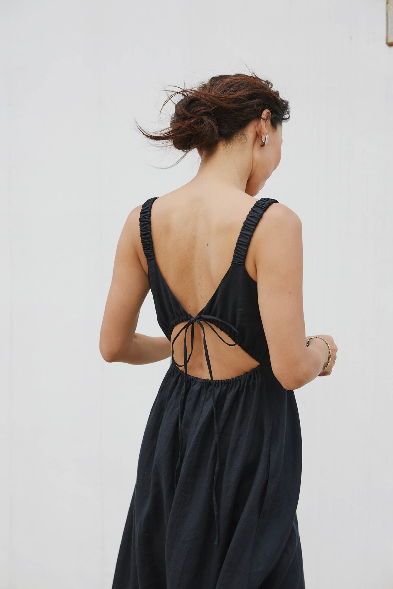 BARE BACK LINEN DRESS