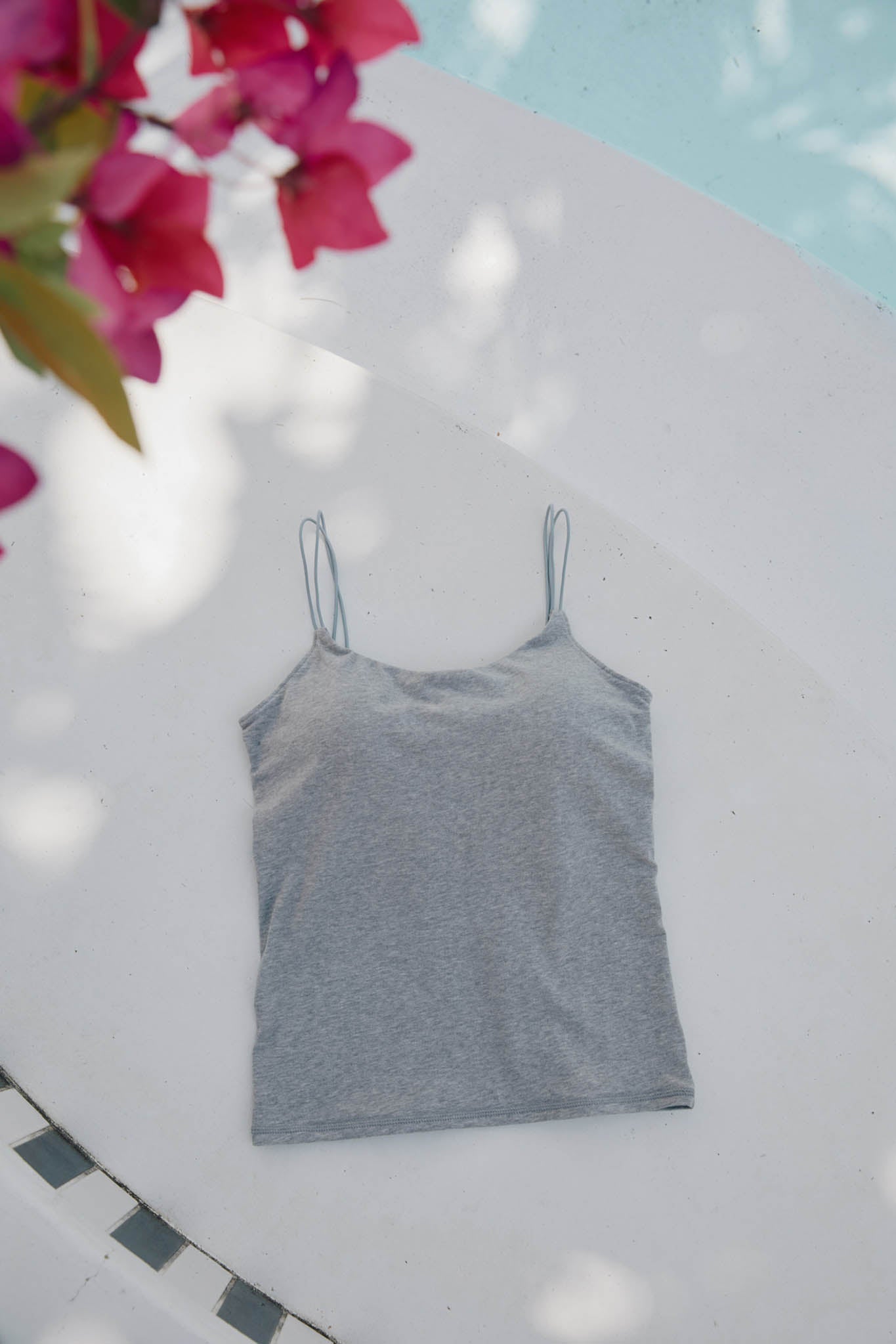 ESSENTIAL YOGA TOP