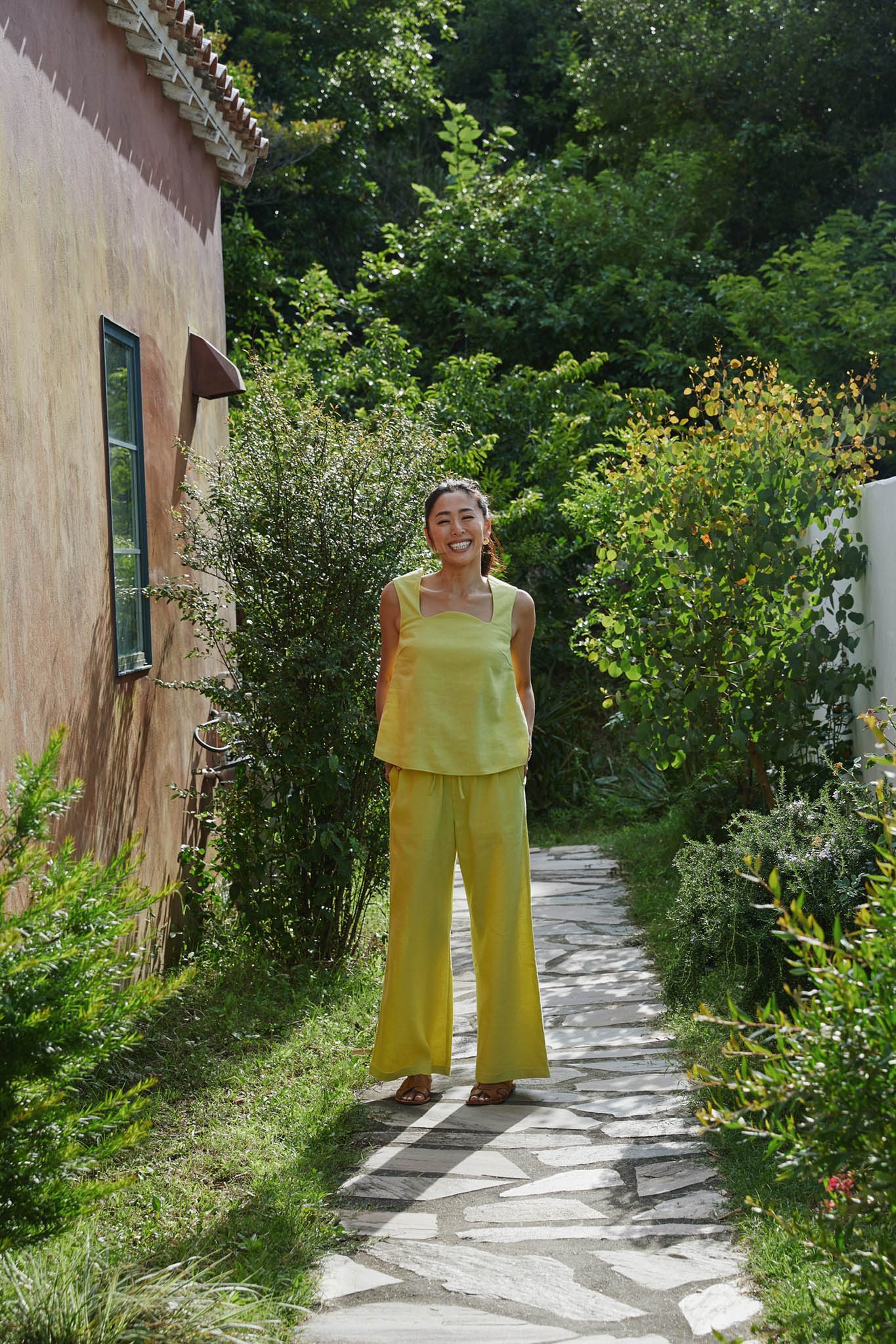 RELAXY LINEN TOP