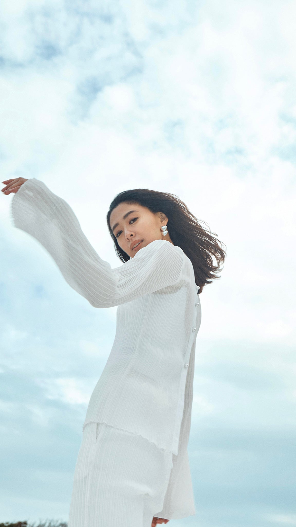 野沢和香 WE'RTHY FLUFFY TEE LONG M グレー 野沢和香 WE'RTHY FLUFFY TEE LONG M グレー 野沢和香 WE'RTHY